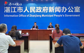 即日起暂停全员核酸检测：疫情防控新动向引发社会广泛关注