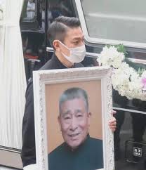 朱建城：朱丽倩背后不为人知的父亲身份与发展历程
