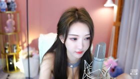 985名校女毕业生放弃高薪工作，成为主播后竟如此坦诚