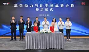 潍柴大佬谭旭光背后的神秘妻子是谁？